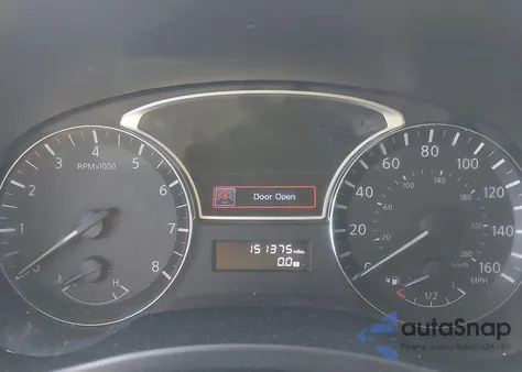 2013 Nissan Pathfinder Platinum z USA, uszkodzony, nr VIN 5N1AR2MN7DC665912